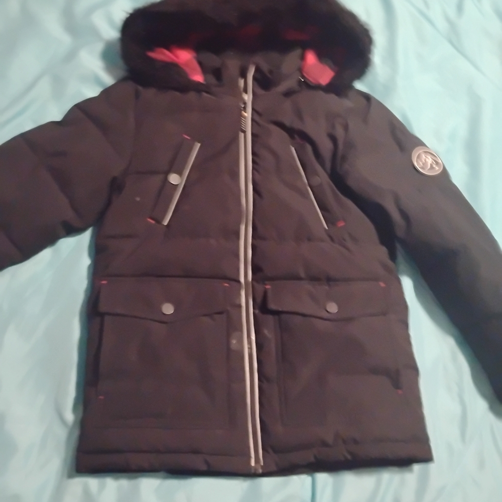 Stylish Black Kids Puffer Jacket with Hood